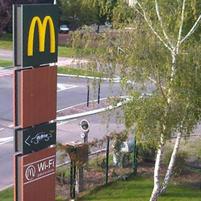 Pose d'enseigne SP France — McDonald's